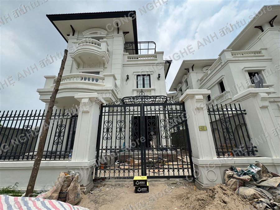 Cổng tự động biệt thự cao cấp — Công Nghệ Anh Tú