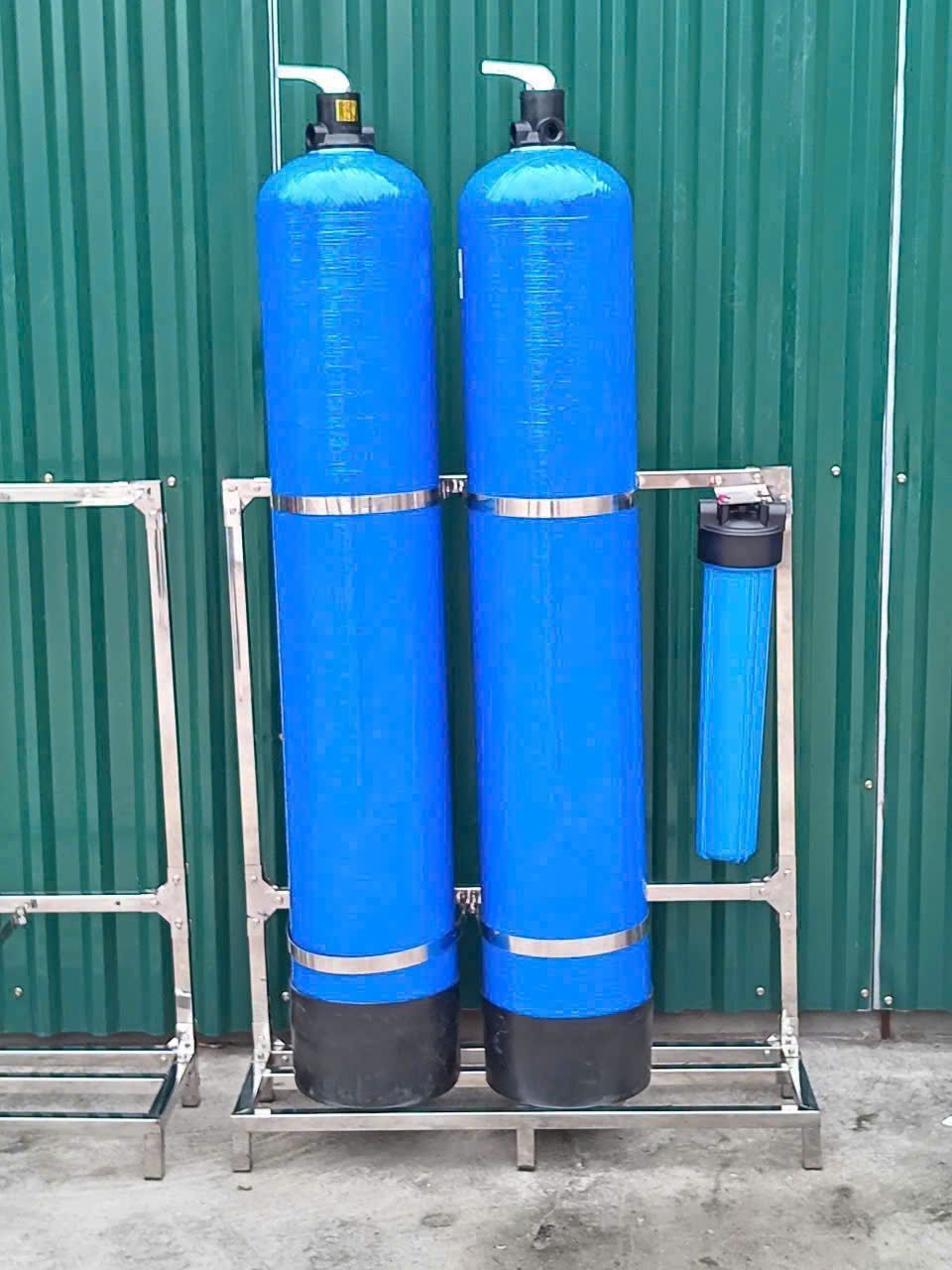 Hệ lọc tổng đầu nguồn 2 cột composite khung inox do Công Nghệ Anh Tú lắp đặt