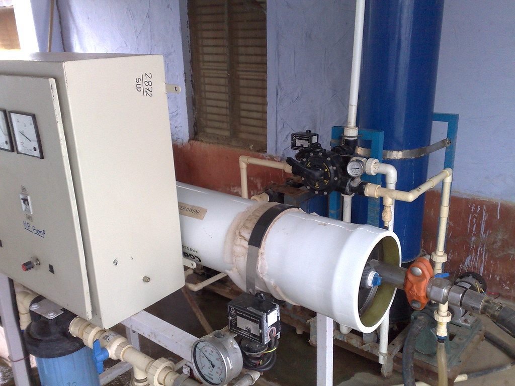Máy lọc nước RO gia đình nhiều lõi lọc để ăn uống trực tiếp